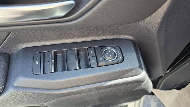 2026 Toyota Prado GXR thumbnail 4