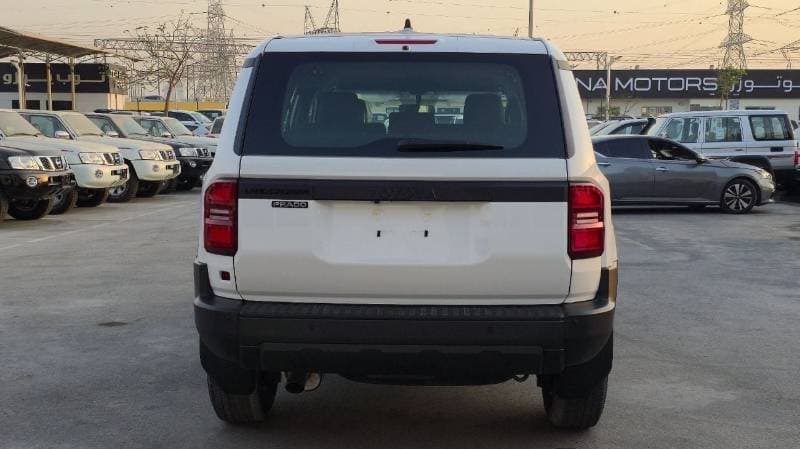 2025 Toyota Prado GXR thumbnail 7