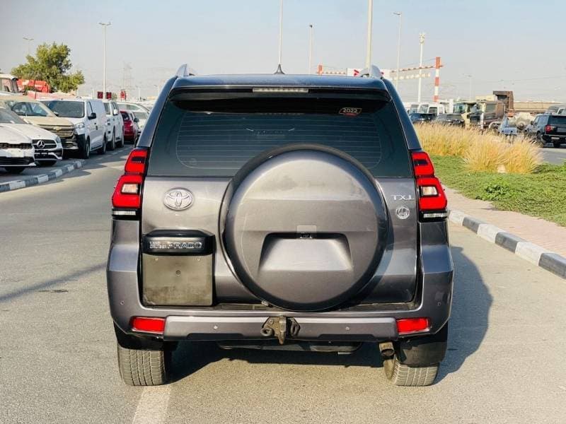 2023 Toyota Prado TX L thumbnail 7
