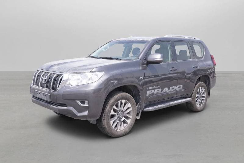 2022 Toyota Prado TX L thumbnail 2