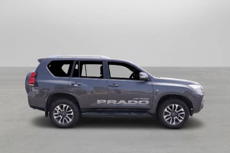 2022 Toyota Prado TX L thumbnail 4