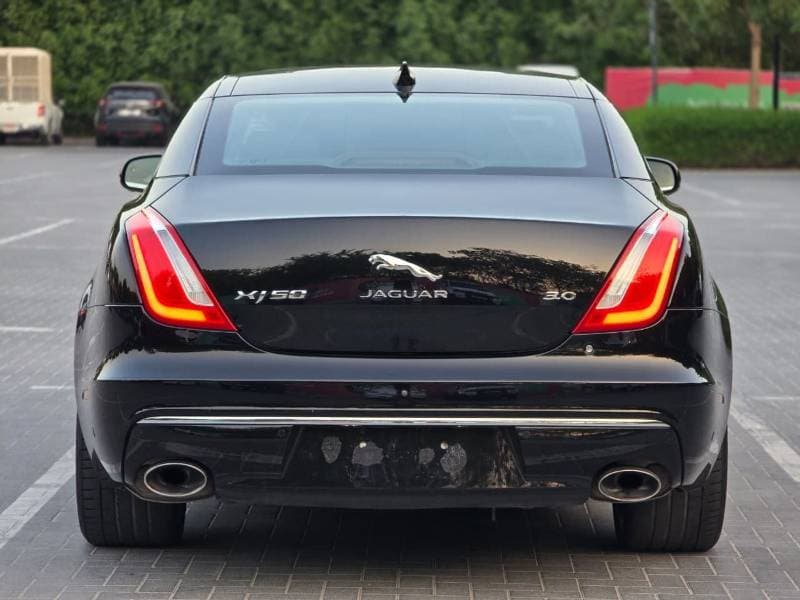 2019 Jaguar XJ 50 LWB thumbnail 6