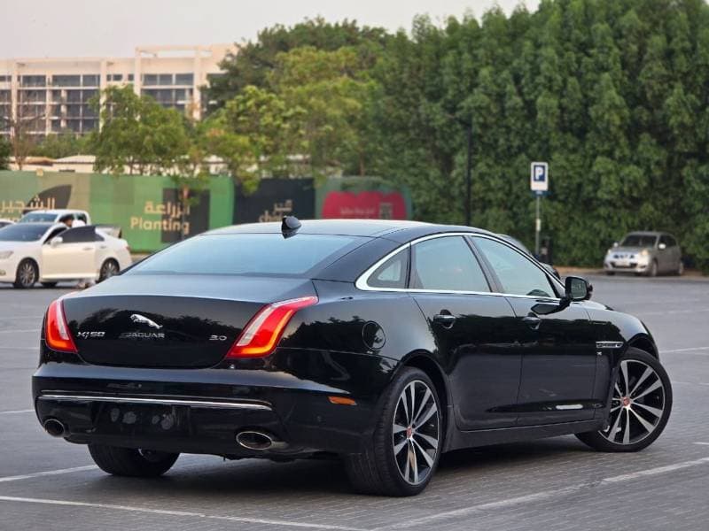 2019 Jaguar XJ 50 LWB thumbnail 7