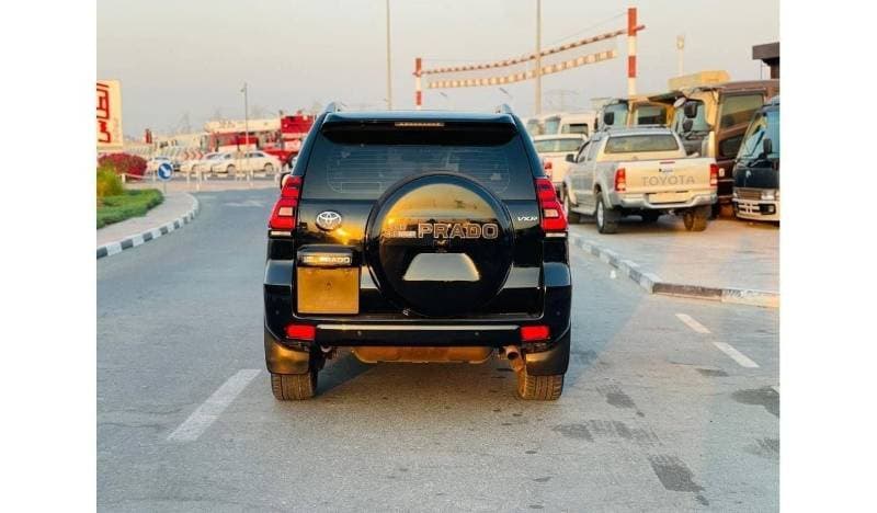2018 Toyota Prado VXR thumbnail 3