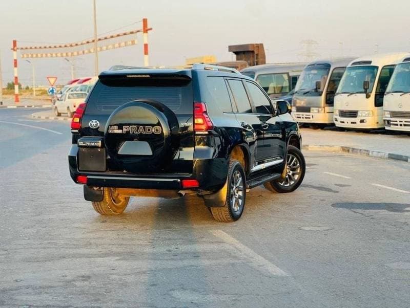 2018 Toyota Prado VXR thumbnail 5