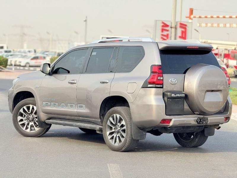2023 Toyota Prado TX L thumbnail 7