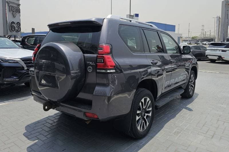 2022 Toyota Prado TX L thumbnail 7