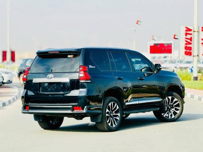 2023 Toyota Prado TX L thumbnail 4
