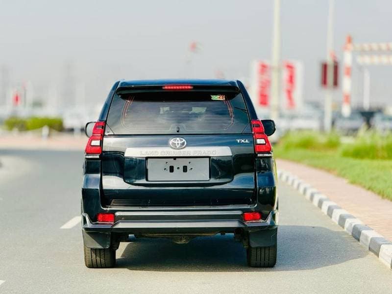 2023 Toyota Prado TX L thumbnail 6