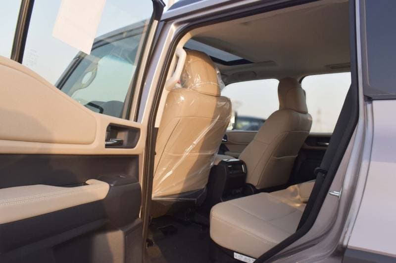 2025 Toyota Prado ADVENTURE thumbnail 8