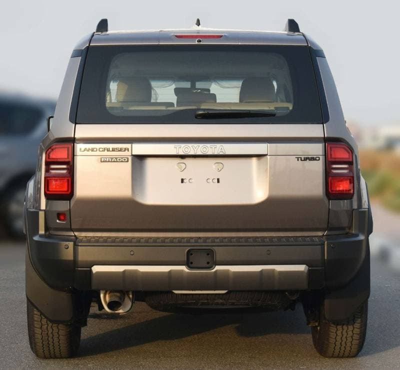 2025 Toyota Prado ADVENTURE thumbnail 4