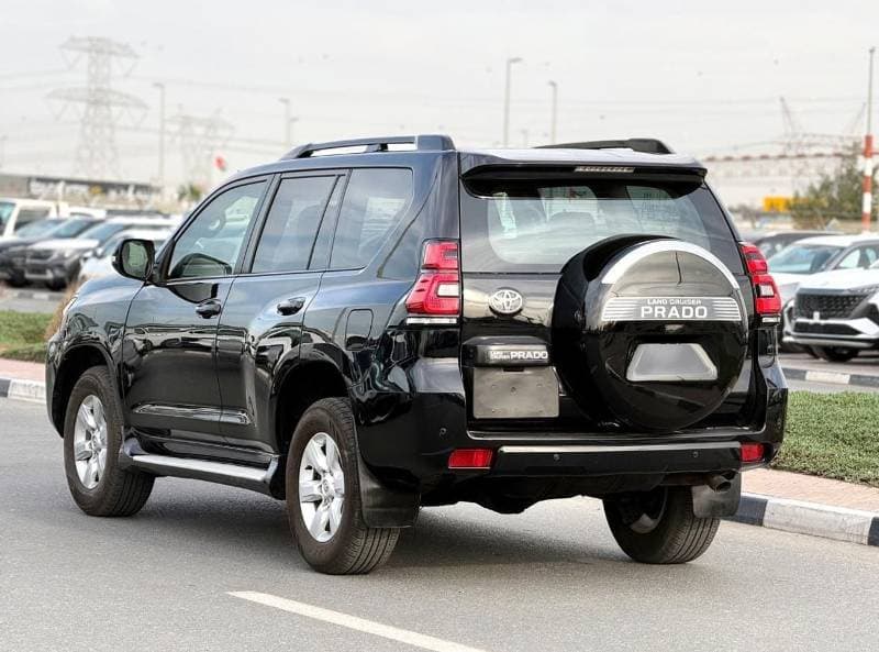 2016 Toyota Prado TX L thumbnail 8