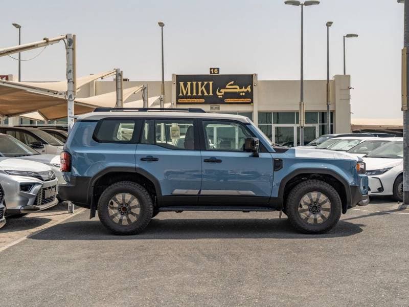 2025 Toyota Prado ADVENTURE thumbnail 6