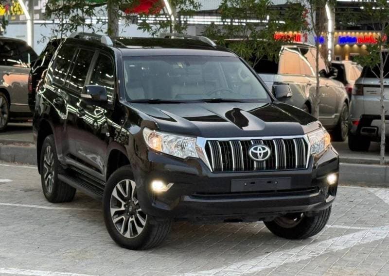 2022 Toyota Prado TX L thumbnail 4