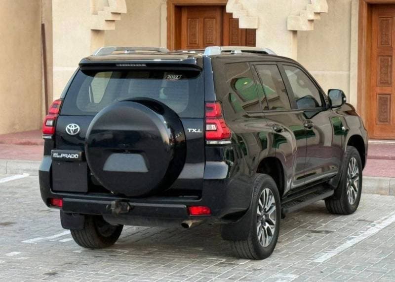 2022 Toyota Prado TX L thumbnail 5