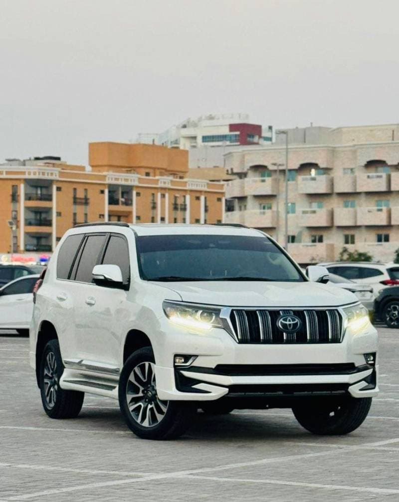 2023 Toyota Prado VXR thumbnail 2