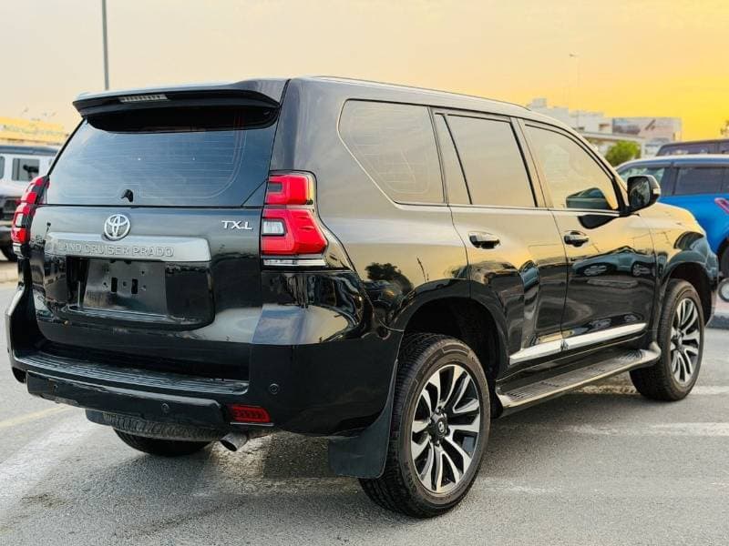 2019 Toyota Prado TX L thumbnail 3