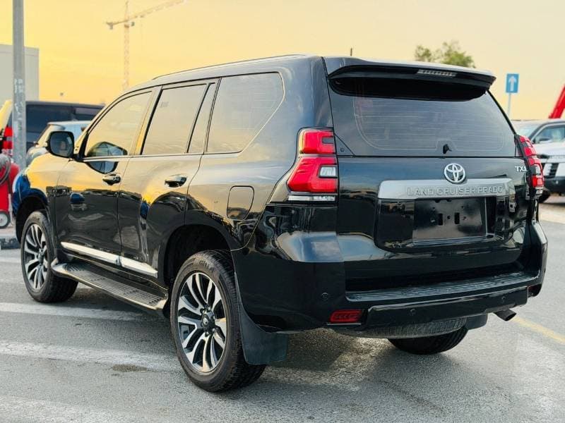 2019 Toyota Prado TX L thumbnail 4