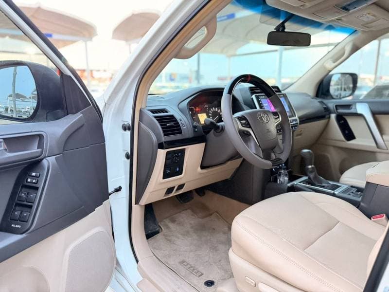 2020 Toyota Prado thumbnail 8