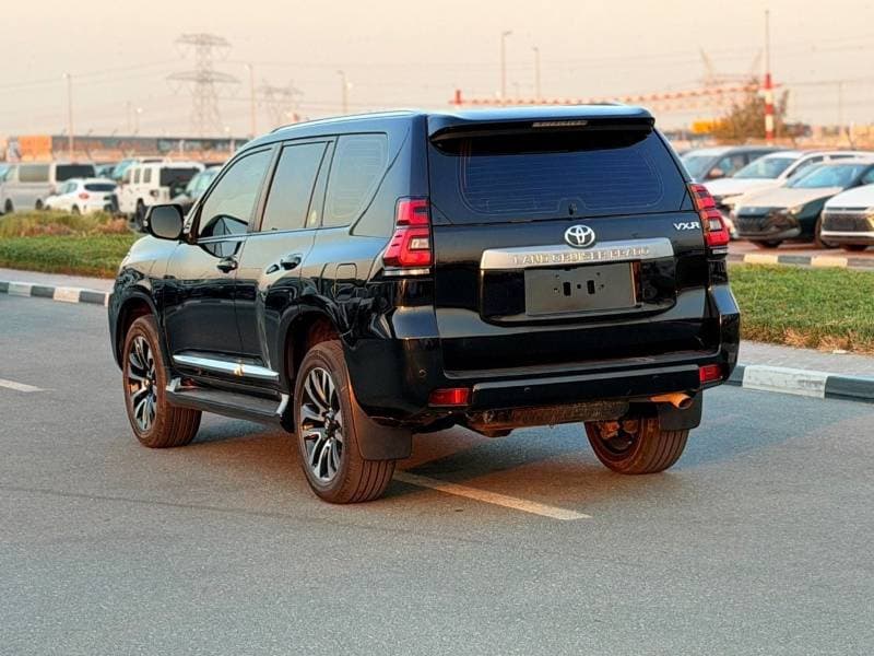 2020 Toyota Prado VXR thumbnail 7
