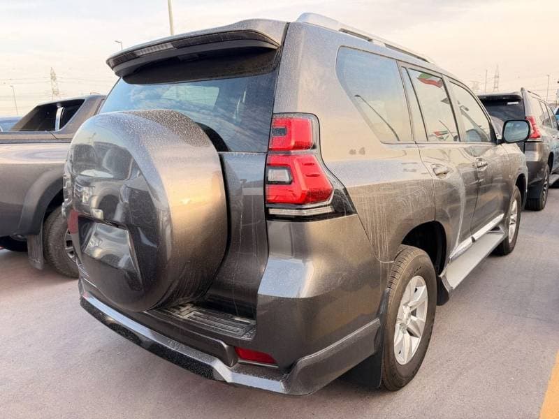 2020 Toyota Prado thumbnail 4