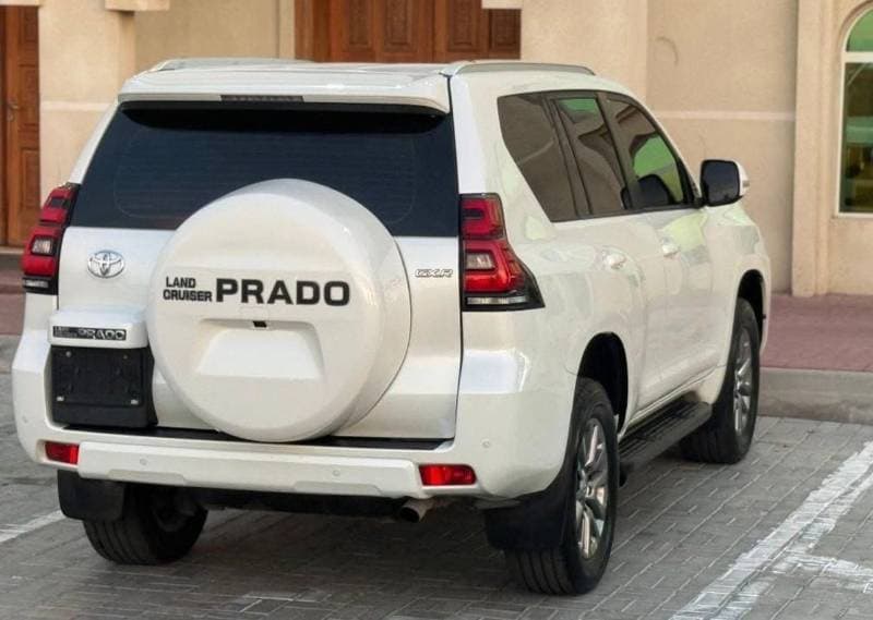 2020 Toyota Prado GXR thumbnail 4