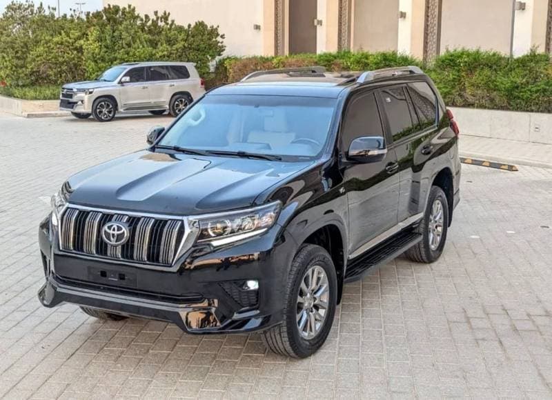 2023 Toyota Prado VXR thumbnail 2
