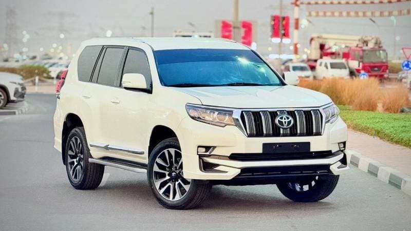 2019 Toyota Prado TX L thumbnail 2