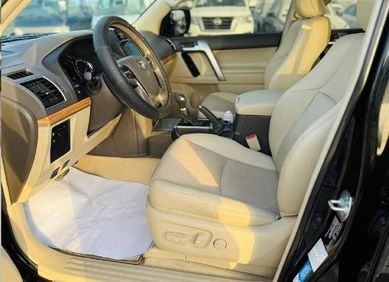 2021 Toyota Prado VXR thumbnail 6