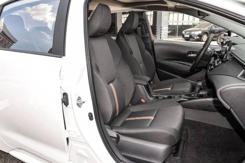 2025 Hyundai Elantra COMFORT thumbnail 7