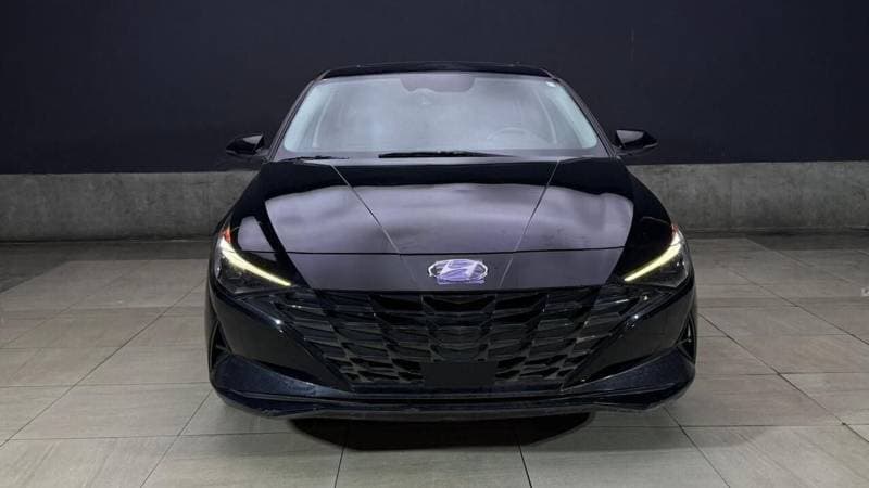 2023 Hyundai Elantra thumbnail 2
