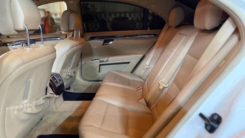 2012 Mercedes Benz S550 thumbnail 7