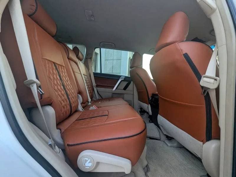 2018 Toyota Prado EXR thumbnail 7