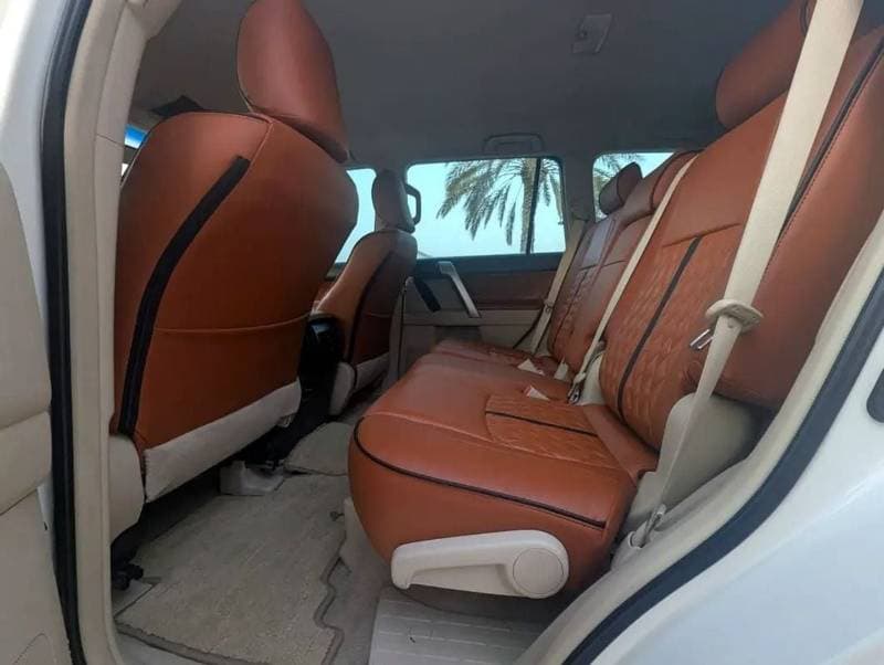 2018 Toyota Prado EXR thumbnail 8