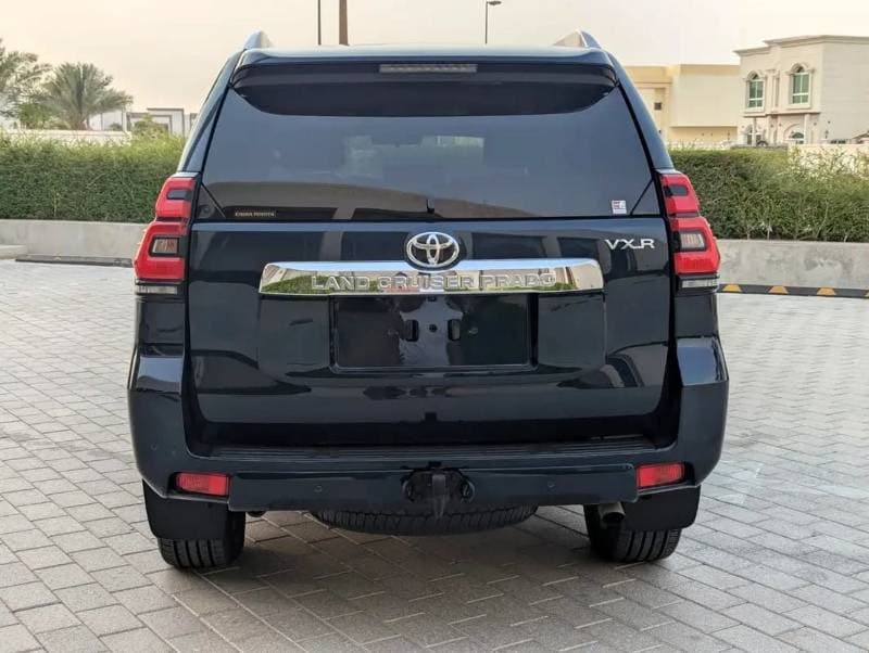 2022 Toyota Prado GXR thumbnail 5
