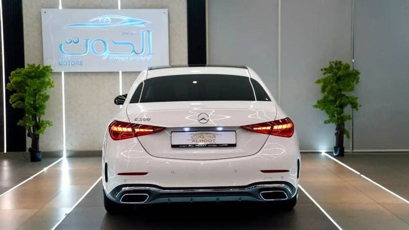 2023 Mercedes Benz C200 AMG thumbnail 6