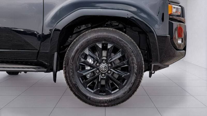 2026 Toyota Prado thumbnail 5