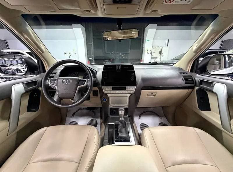 2019 Toyota Prado VXR thumbnail 7