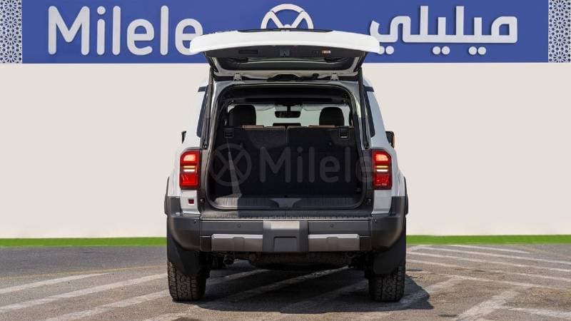 2025 Toyota Prado Adventure thumbnail 4