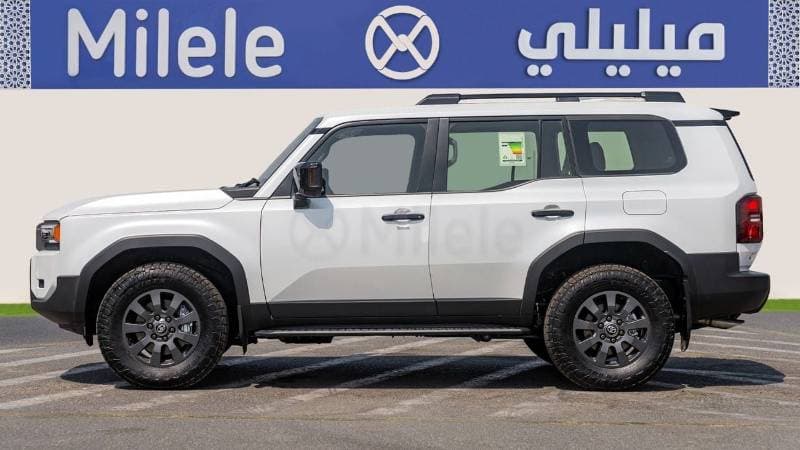 2025 Toyota Prado Adventure thumbnail 3