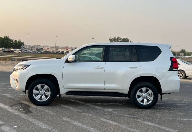 2023 Toyota Prado TX L thumbnail 7