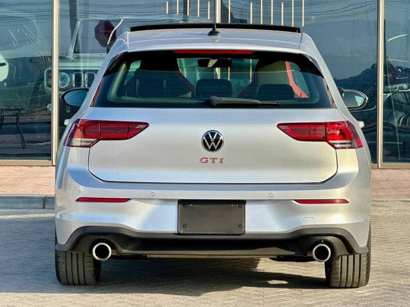 2024 Volkswagen Golf GTI thumbnail 6