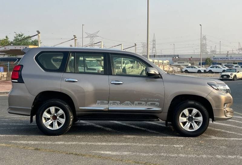 2022 Toyota Prado TX L thumbnail 7