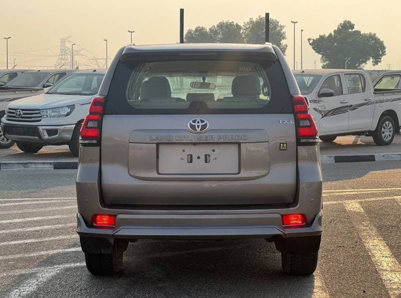 2022 Toyota Prado TX L thumbnail 5