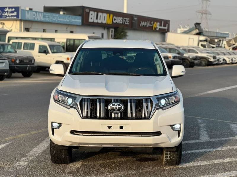 2021 Toyota Prado TX L thumbnail 3