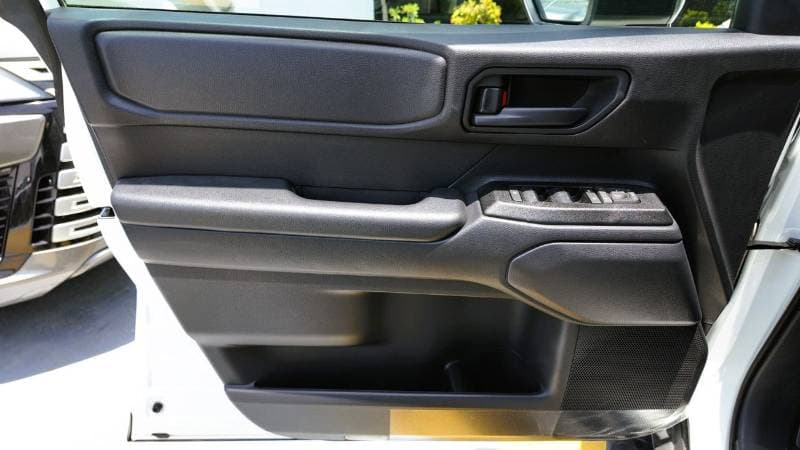 2026 Toyota Prado thumbnail 7