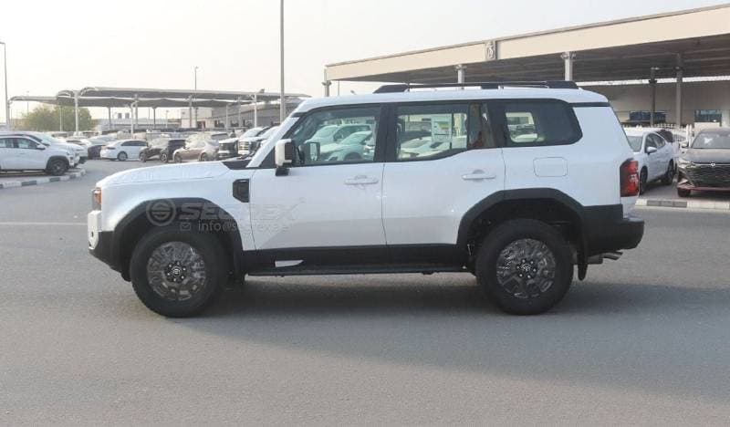 2027 Toyota Prado thumbnail 3