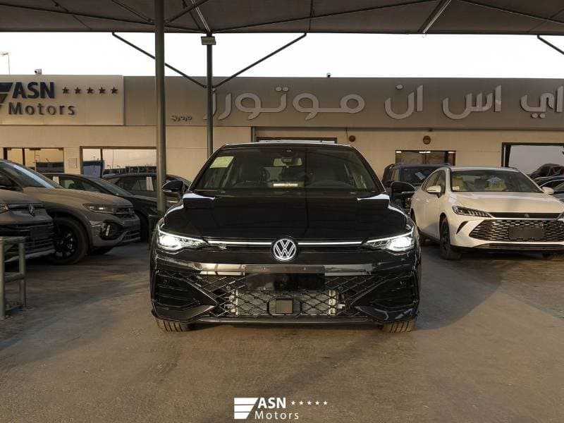 2025 Volkswagen Golf thumbnail 2