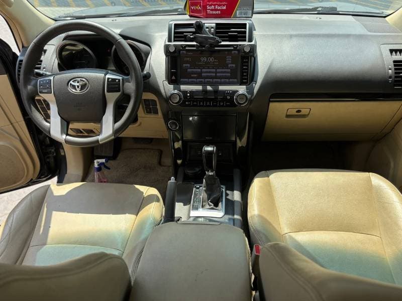 2015 Toyota Prado VXR thumbnail 4