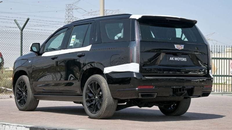 2026 Cadillac Escalade SPORT PLATINUM thumbnail 2